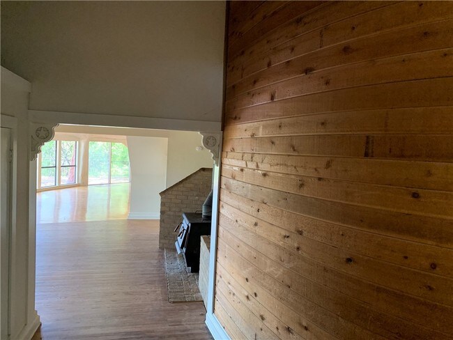 Building Photo - 3615 Toro Canyon Rd