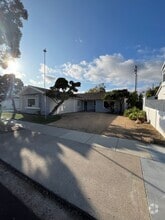 Building Photo - 151 Alder St
