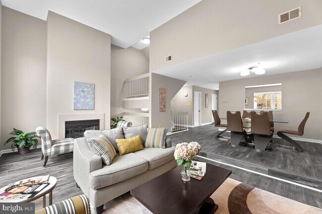 Building Photo - 11530 Tuscany Dr