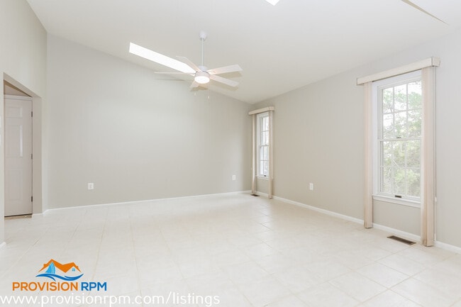 Foto del edificio - 861 Boatswain Way