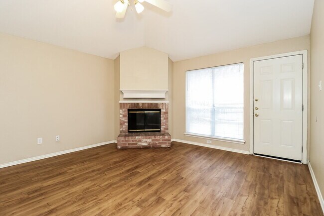 Foto del edificio - 5927 Rock Meadow Trail