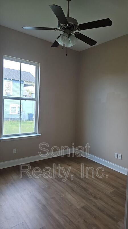 Foto del edificio - 3132 Washington Ave
