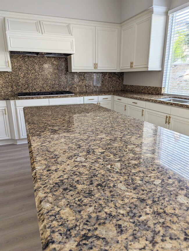Building Photo - 9778 Deer Trail Dr
