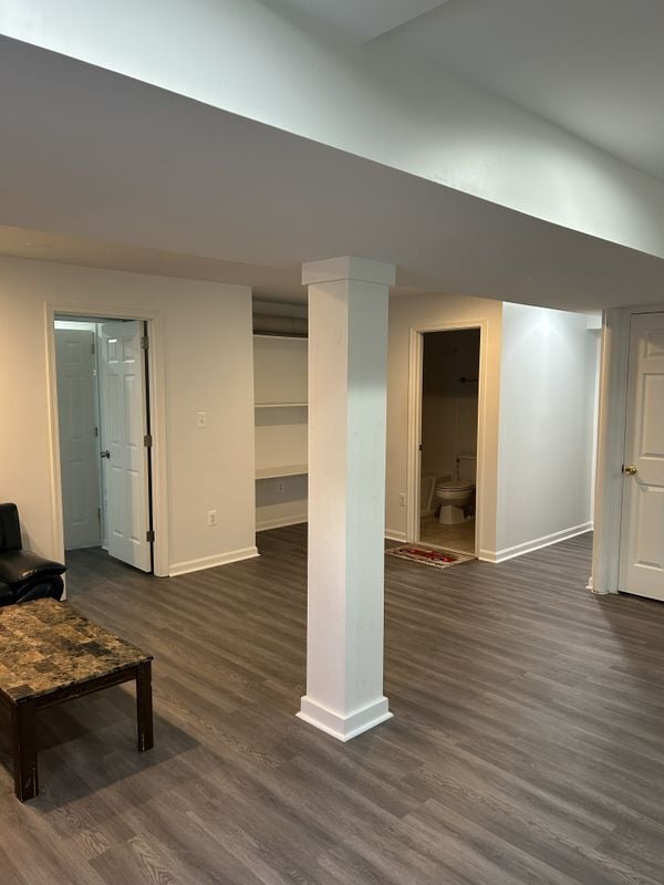 Building Photo - 20573 Breezyhill Dr