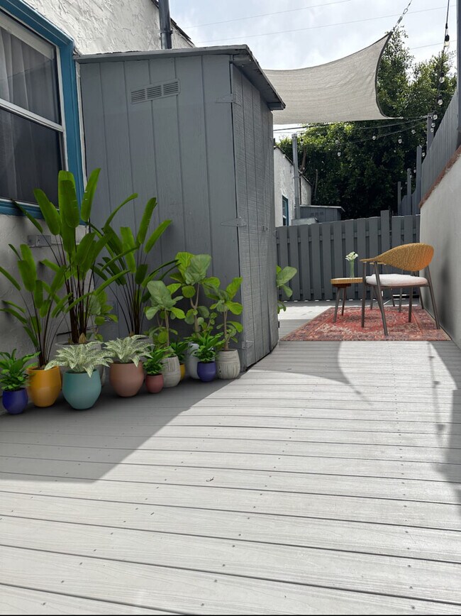Backyard deck - 8268 Waring Ave