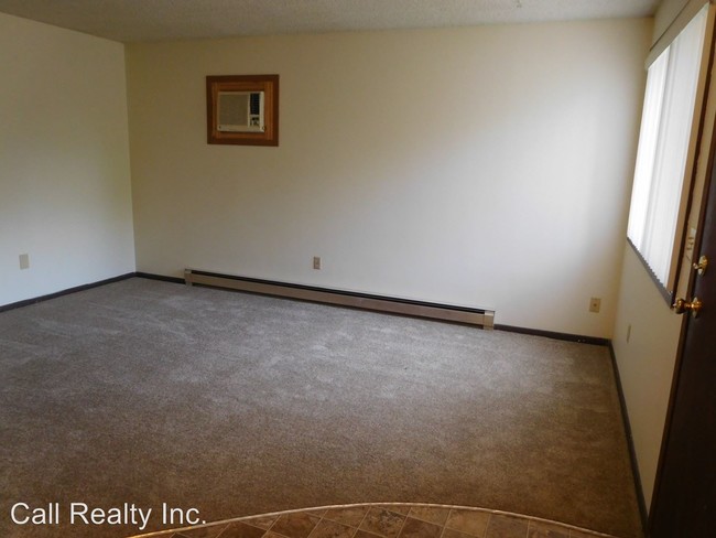Building Photo - 12224 E Lenora Dr
