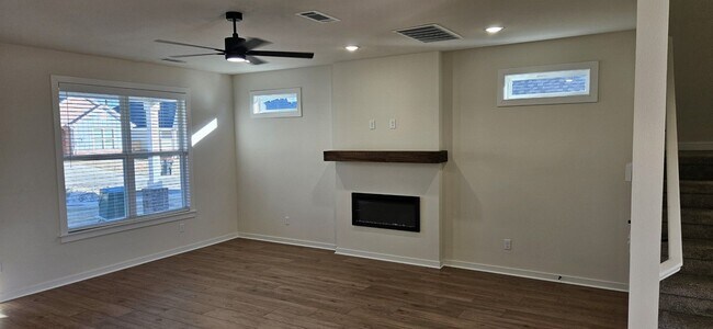 Foto del edificio - Nice New Home in East Springdale