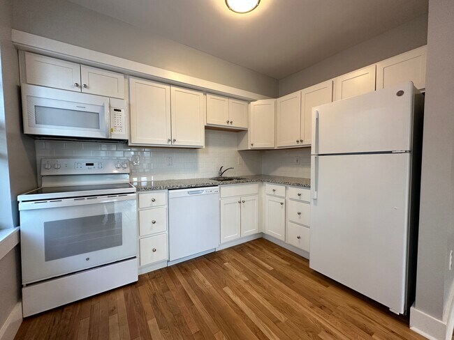 Foto del edificio - Squirrel Hill Properties