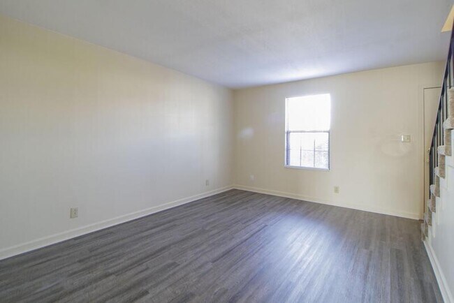 Building Photo - 284 Northridge Dr