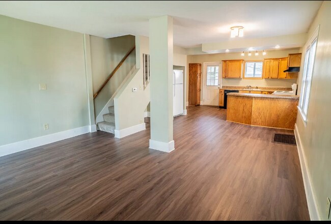 Foto del edificio - 3319 S Harrison St