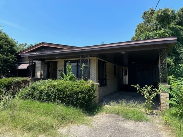 Building Photo - 230 18th St