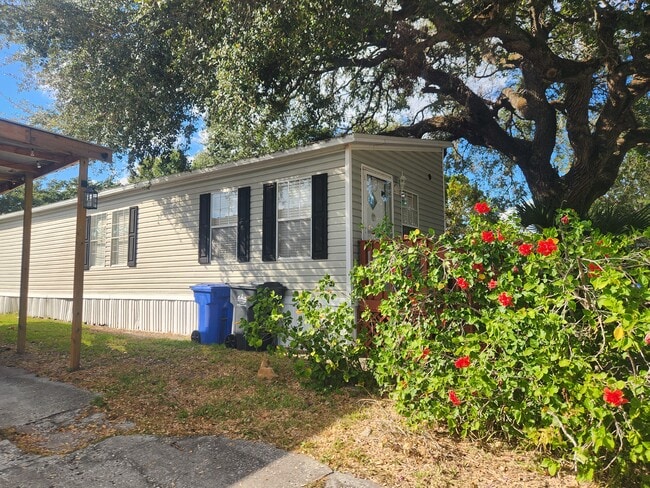 Building Photo - 7004 Marine Dr