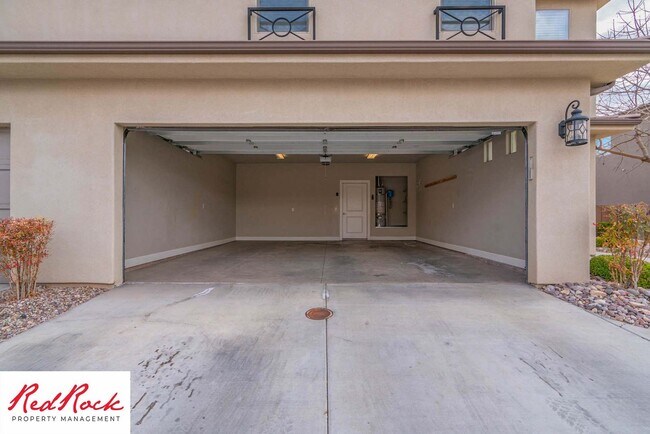 Building Photo - 89 S Clinton Cir