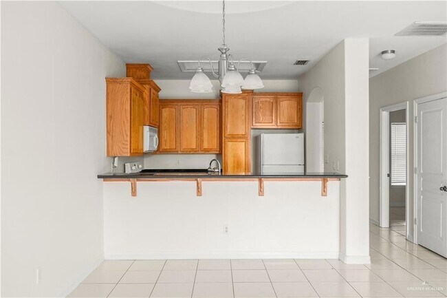 Foto del edificio - 3036 Scottland Dr