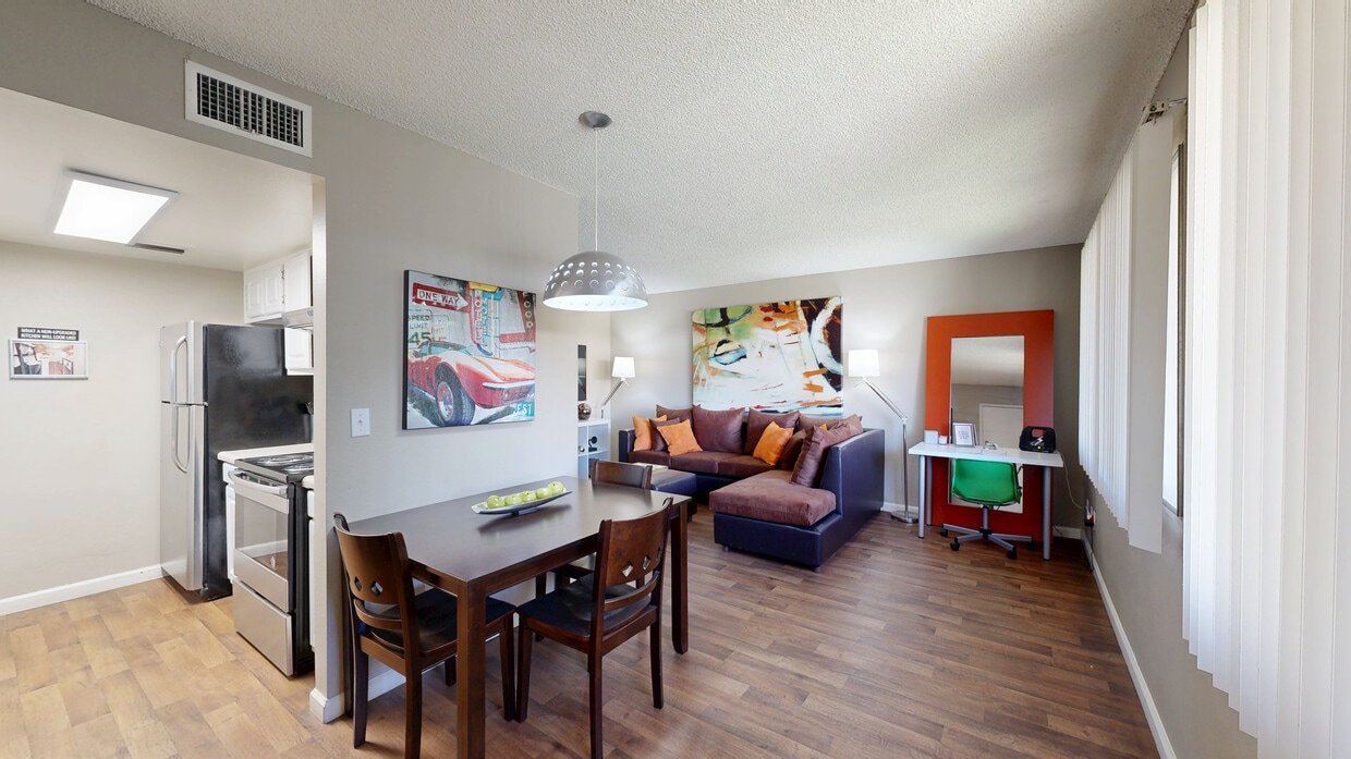 Photo - Zona Verde Apartments