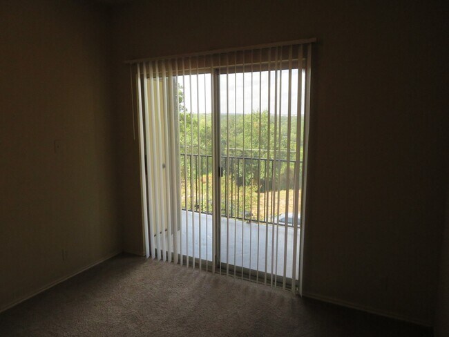 Foto del edificio - IMMEDIATE MOVE IN - 2 bed 2 bath