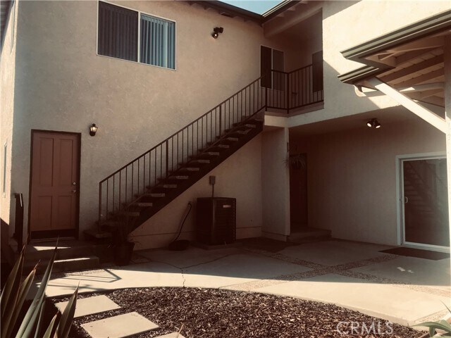 Building Photo - 3222 Newton St