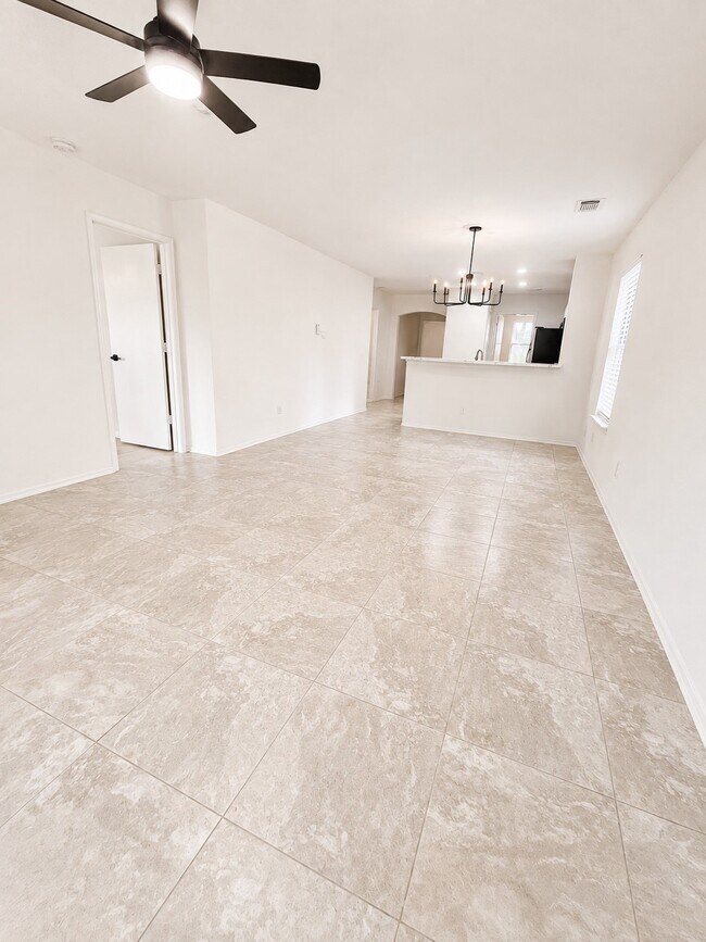 Building Photo - 9227 Shaded Pines Dr