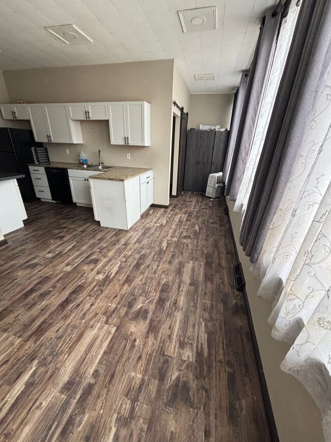 Foto del edificio - 720 Main St