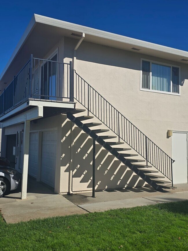 Foto del edificio - Beautifully Updated #4 Condo