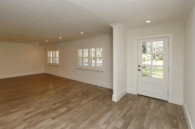 Foto del edificio - 4307 W Roland St