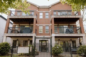 Building Photo - 6526 S Kimbark Ave