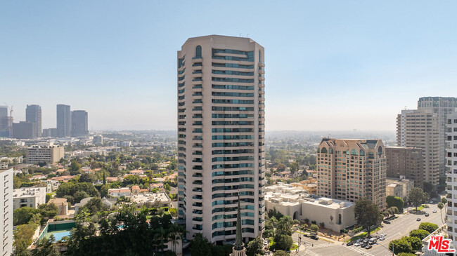 Foto del edificio - 10490 Wilshire Blvd