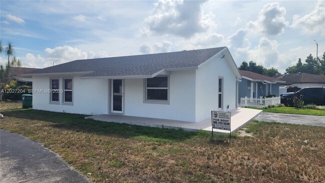 Building Photo - 13741 SW 46th Terrace