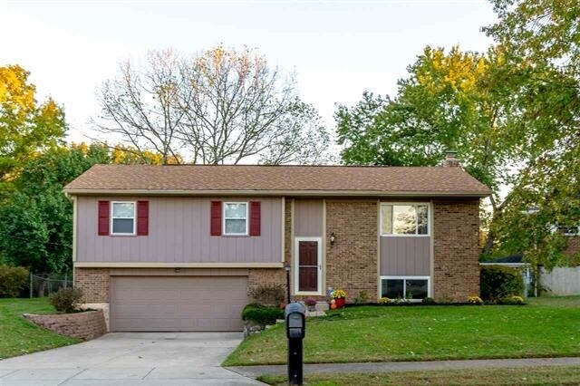 Foto principal - 827 Fawnhill Dr