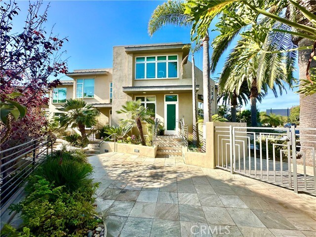 Foto del edificio - 1547 N Coast Hwy