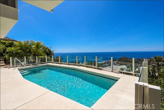 Building Photo - 1284 Coronado Dr