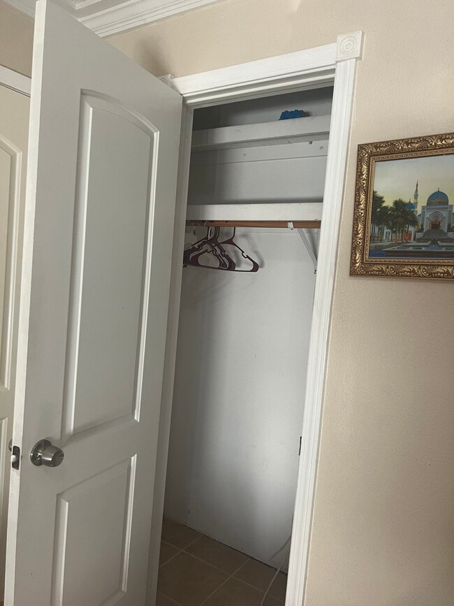 Building Photo - 4917 Onion Rd