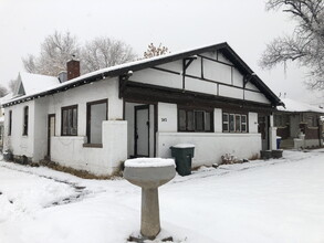 Building Photo - 742 28th St