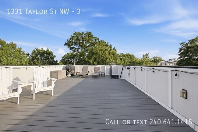 Building Photo - 1331 Taylor St NW