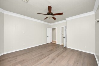 Building Photo - 4418 Ringrose Dr