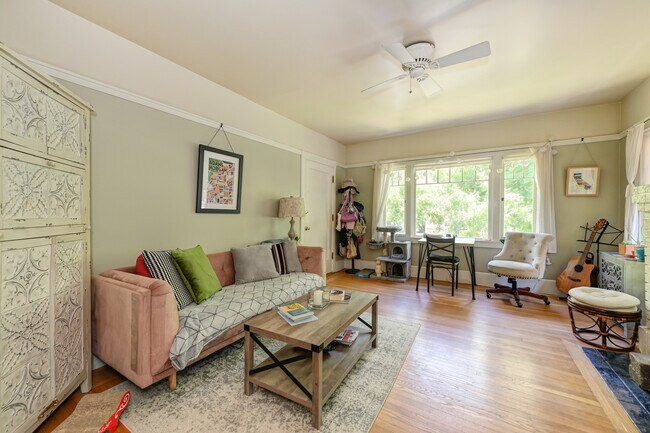 Living Room - 2714 H St