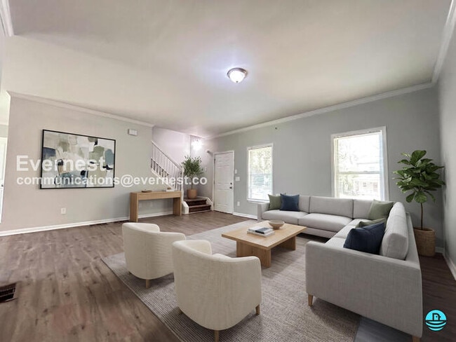 Foto del edificio - 841 Ridge Ave NW