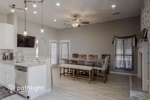 Building Photo - 6127 Cottontail Road NE, Rio Rancho, NM, 8...