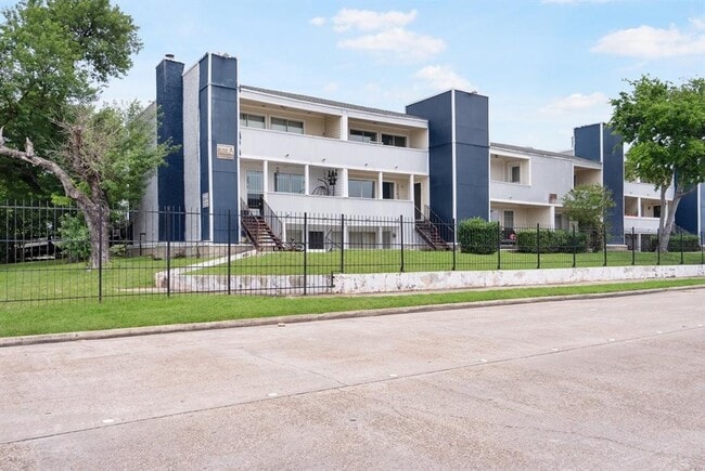 Building Photo - 781 Country Pl Dr