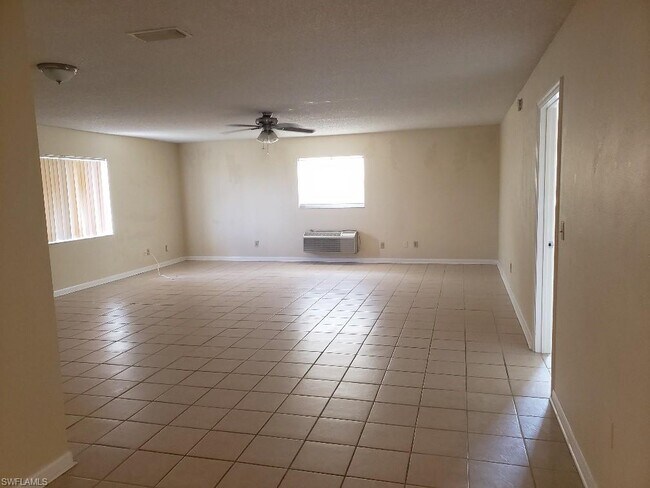 Foto del edificio - 1125 SE 12th Ln