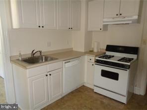 Building Photo - 14 E Madison Ave