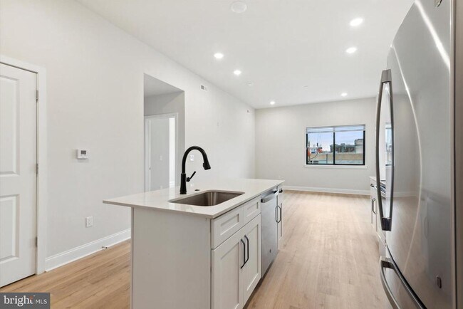 Foto del edificio - 2157 E Lehigh Ave