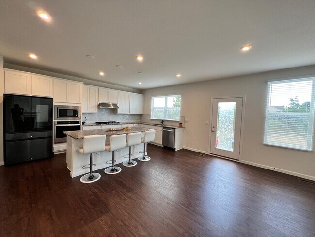 Building Photo - 3607 Ambrosia Dr