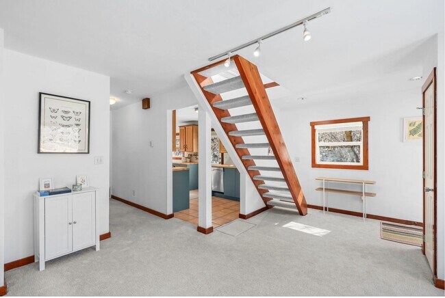 Foto del edificio - 6740 Emigration Canyon Rd