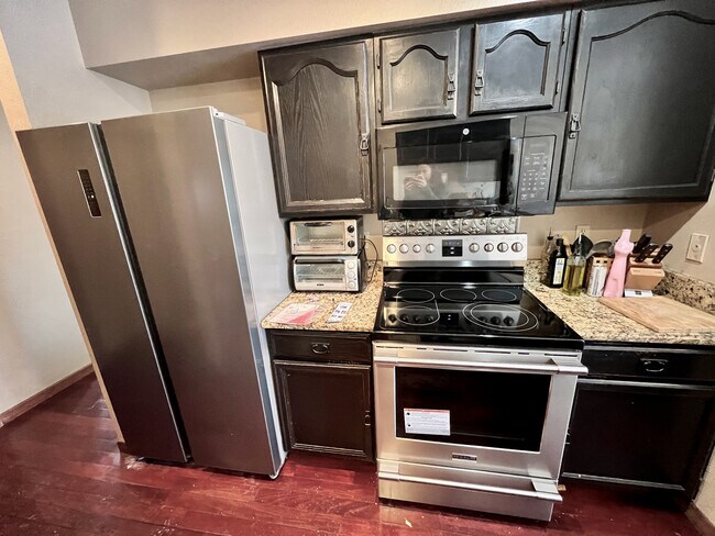 Foto del edificio - 1322 Vivian St