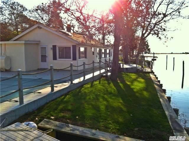 Foto del edificio - 3100 Cedar Beach Rd