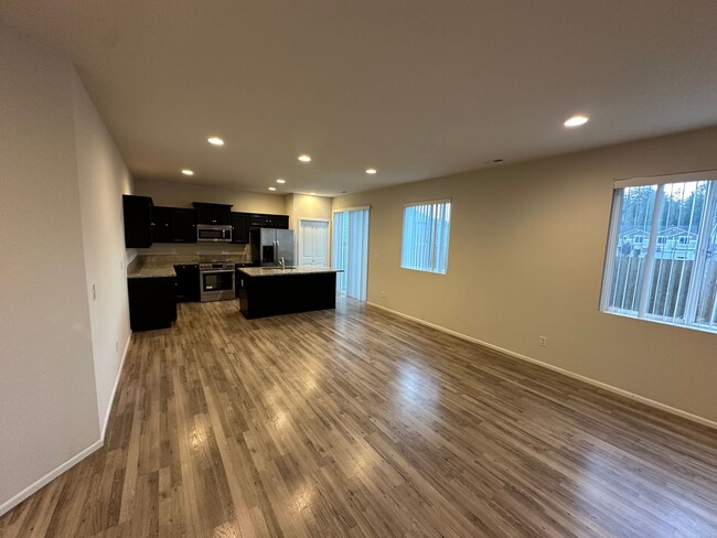 Foto del edificio - $250.00 off your Move in!!  Pet friendly S...