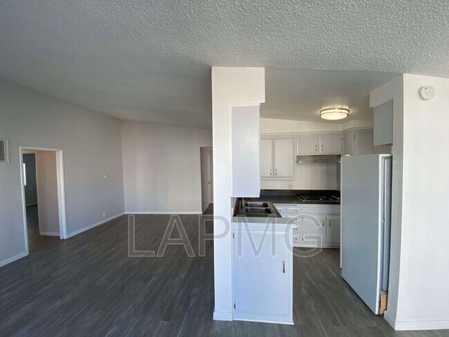 Foto del edificio - 828 4th St