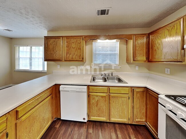 Building Photo - 4689 Rippling Brook Ct