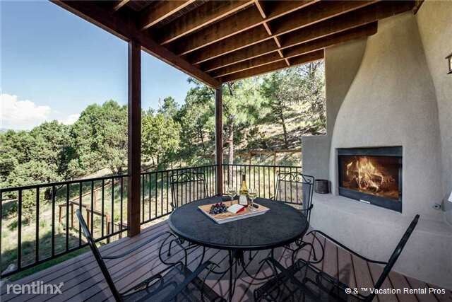 Building Photo - 313 Valley View Cir